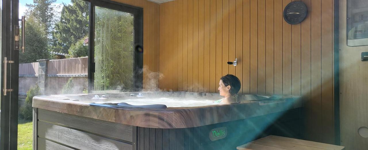 Villa Skornickuv Statek - Tatova Chalupa S Wellness Za Priplatek Hamr Exterior foto